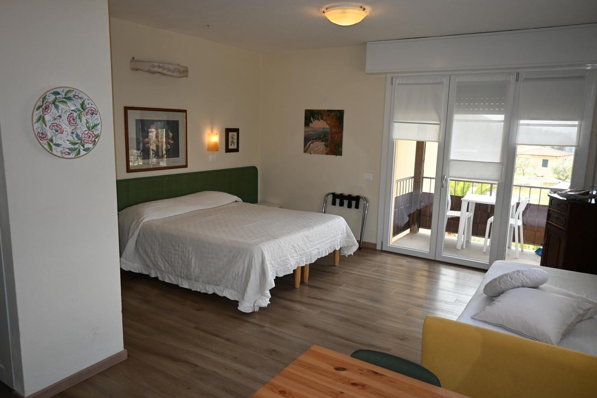 Residence Il Mandorlo Lacona Eksteriør bilde