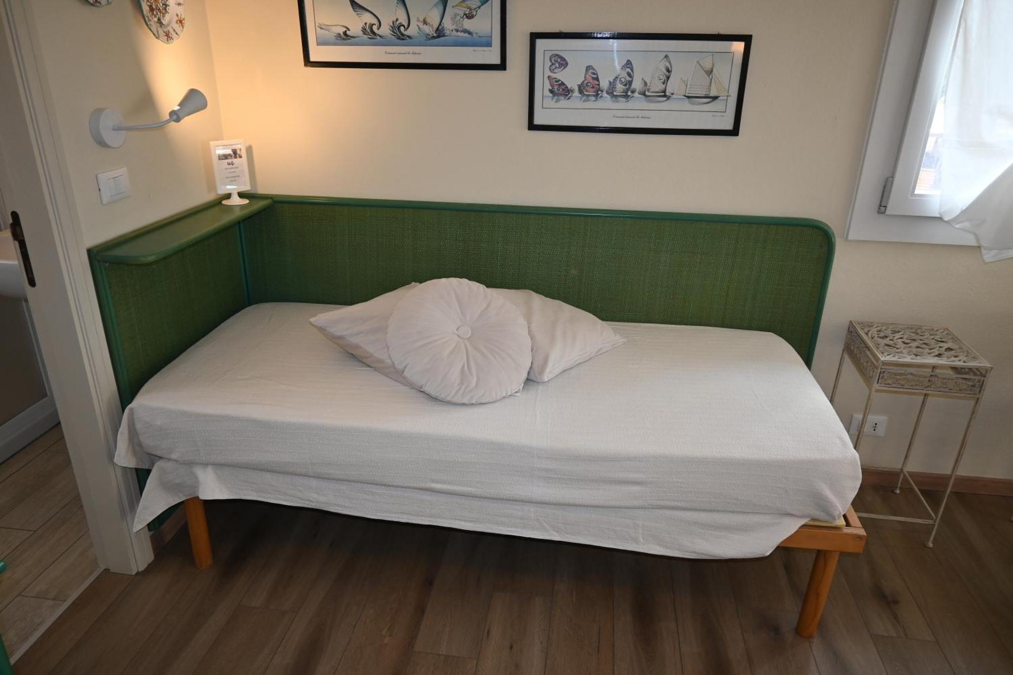 Residence Il Mandorlo Lacona Eksteriør bilde