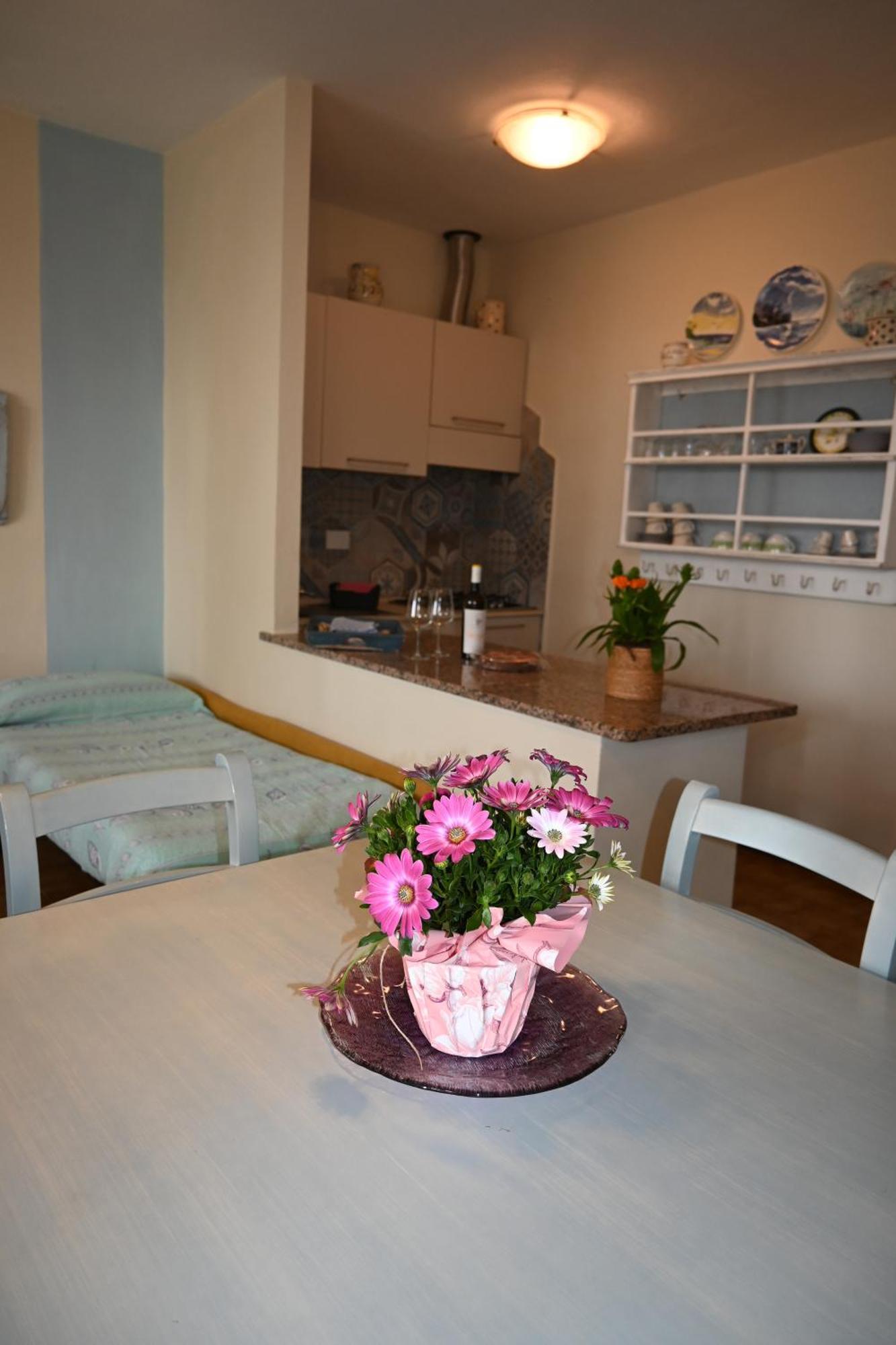 Residence Il Mandorlo Lacona Eksteriør bilde